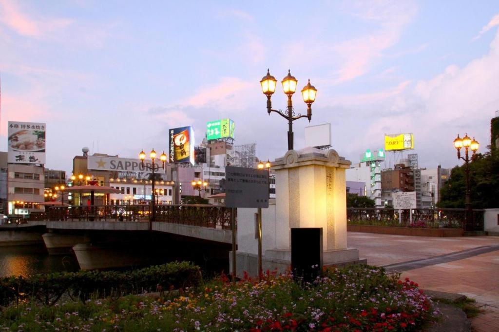 Hotel Eclair Hakata Fukuoka  Bagian luar foto